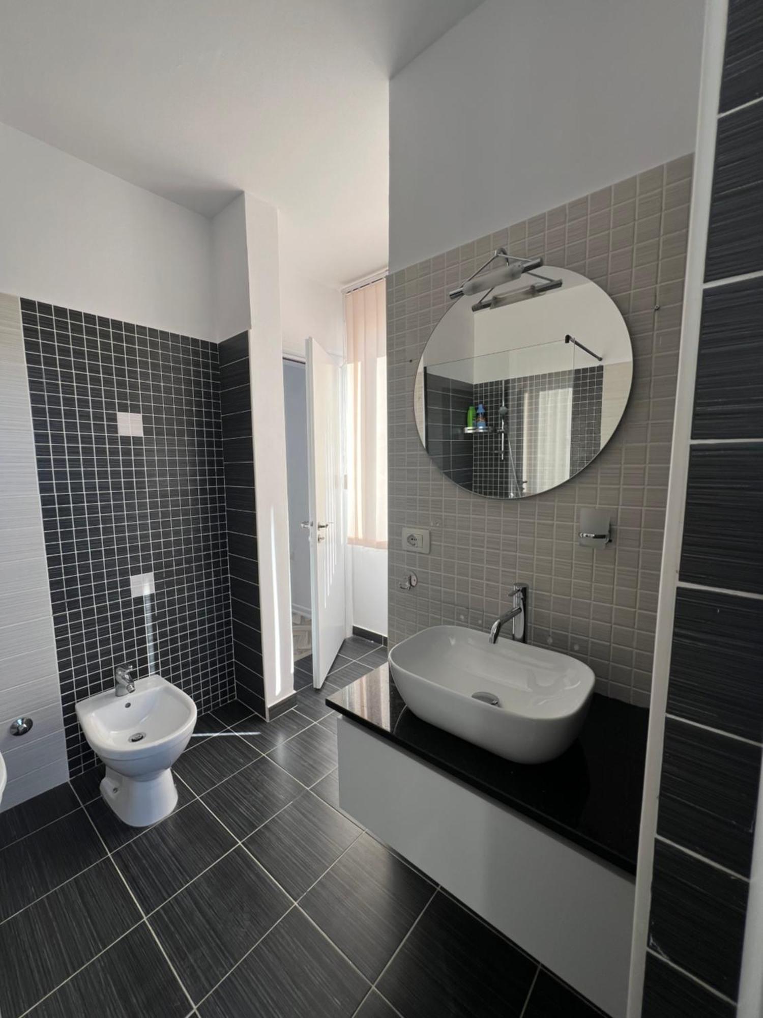 Erlaiden Apartment Shkodër Dış mekan fotoğraf